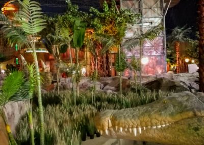 IMG-Marvel-Theme-Park-Artificial-Plants-Tropical-arrangement-Dubai