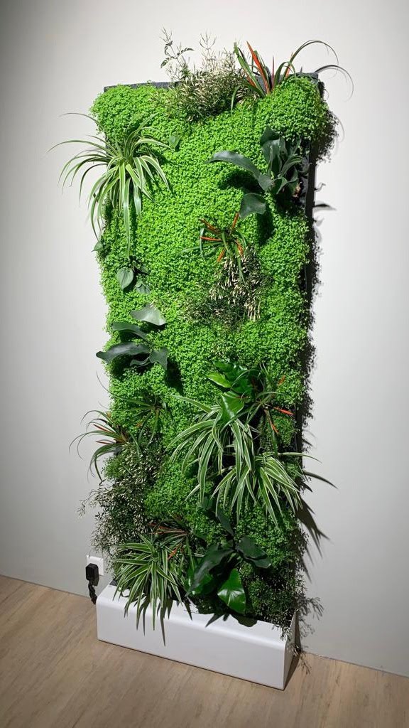 Natural Green Wall Movable